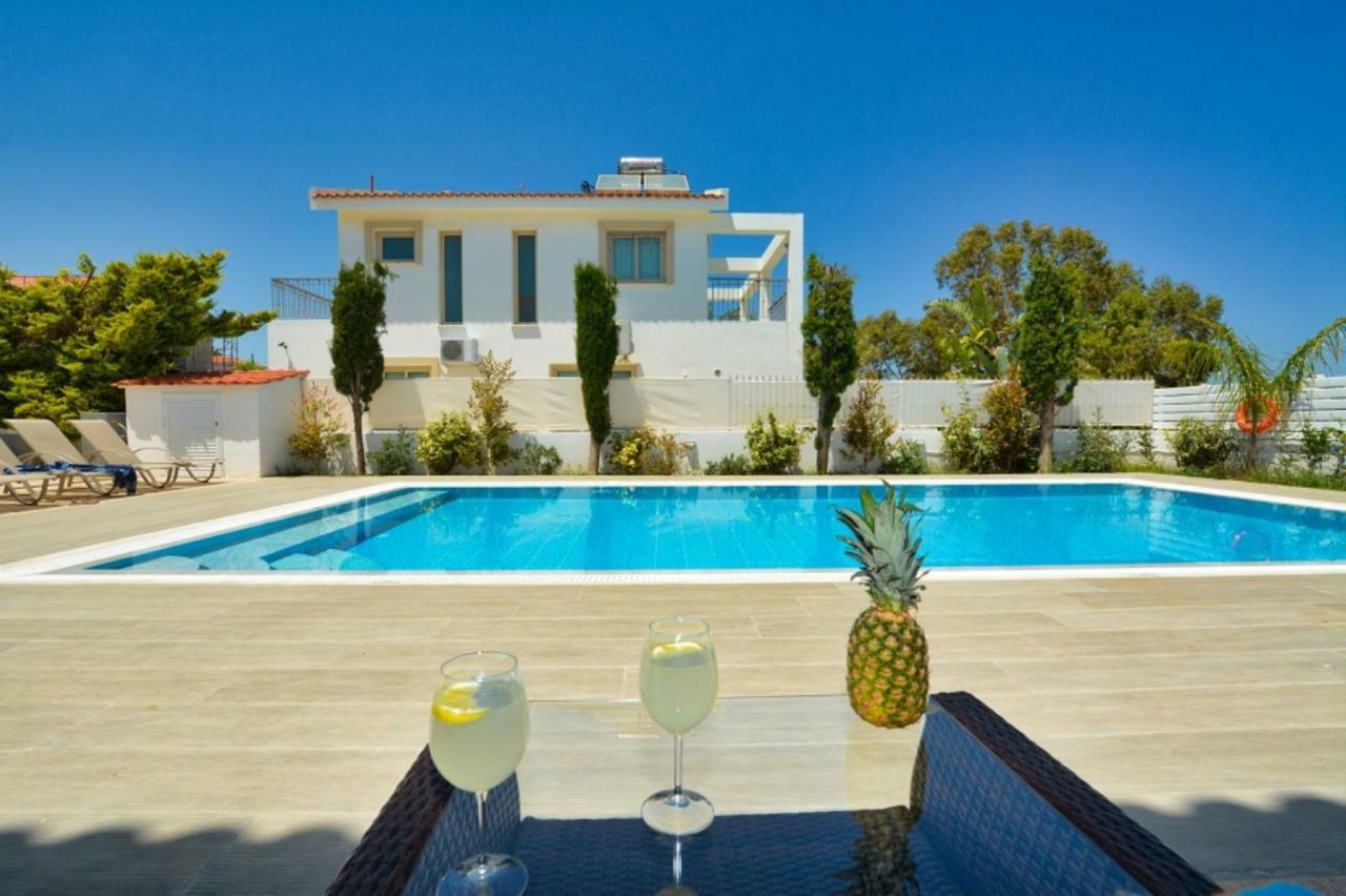 Blue Sea Villa Protaras Exterior photo