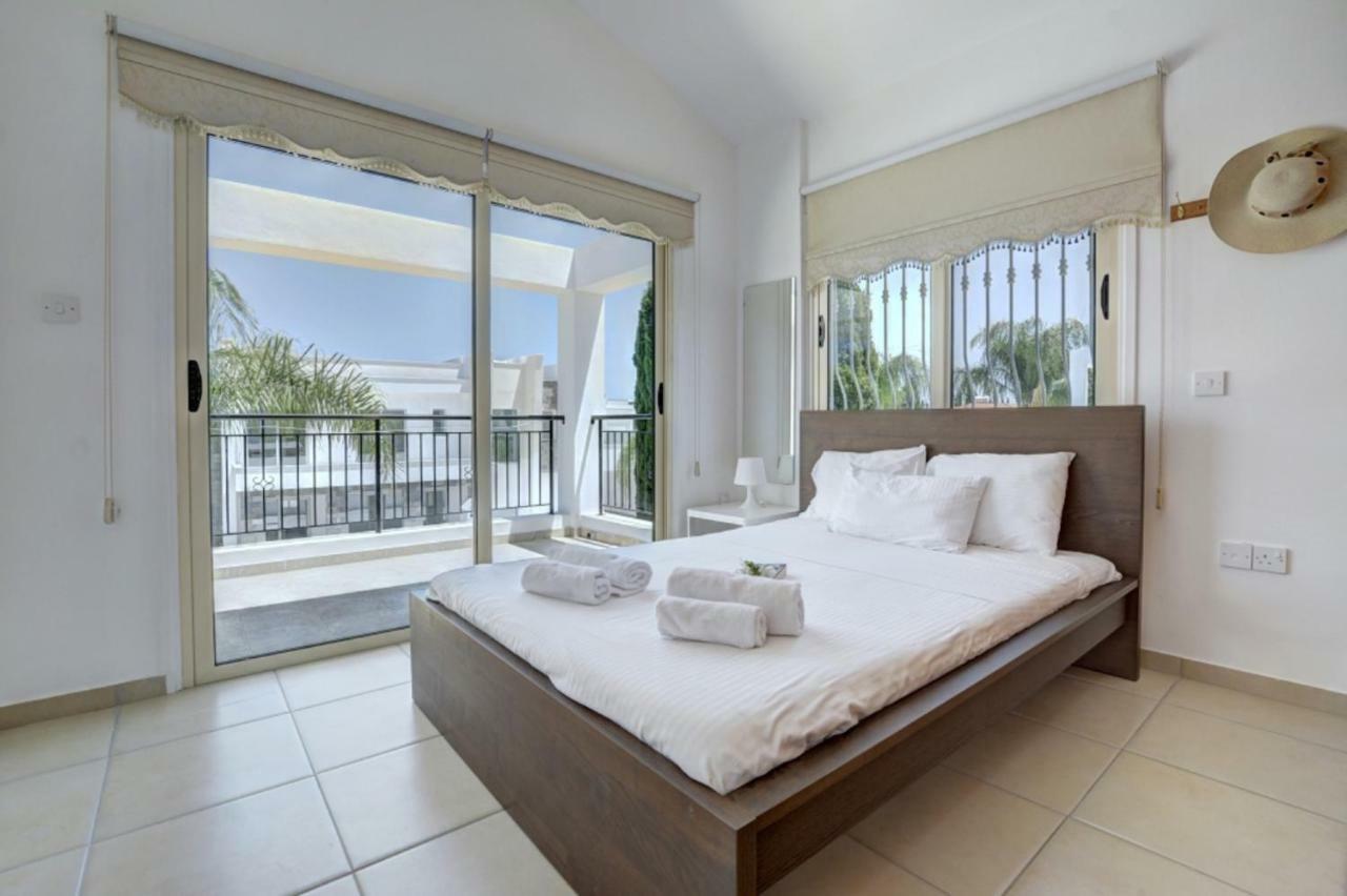 Blue Sea Villa Protaras Exterior photo